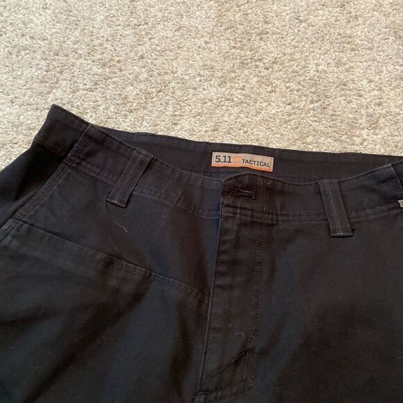 5.11 tactical men’s 32x32 black pants - Picture 3 of 7